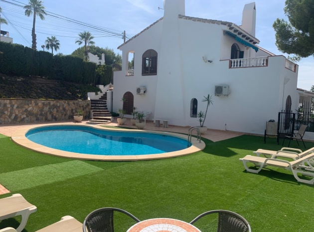Wiederverkauf - Villa - Orihuela - Villamartin