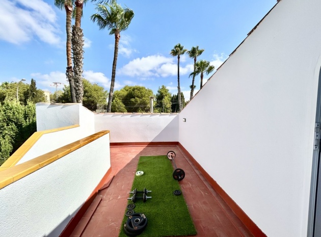 Wiederverkauf - Villa - Orihuela - Villamartin