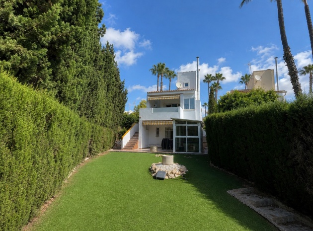 Wiederverkauf - Villa - Orihuela - Villamartin