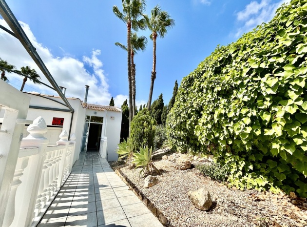Wiederverkauf - Villa - Orihuela - Villamartin