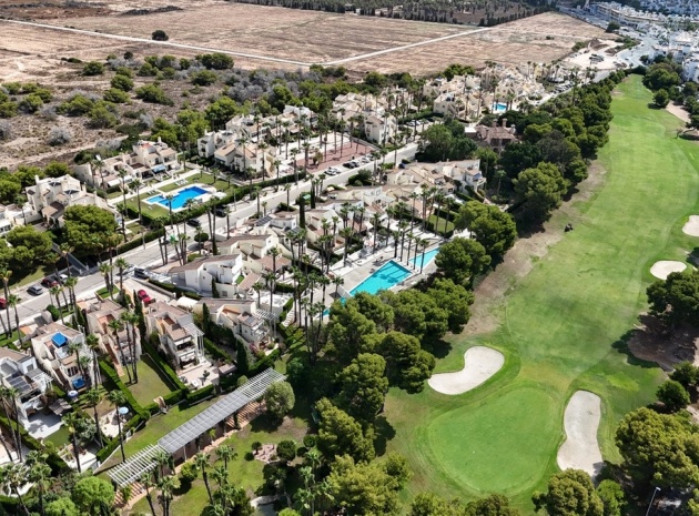 Wiederverkauf - Villa - Orihuela - Villamartin