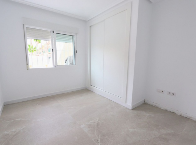 Wiederverkauf - Wohnung - Pilar de la Horadada - Torre De La Horadada