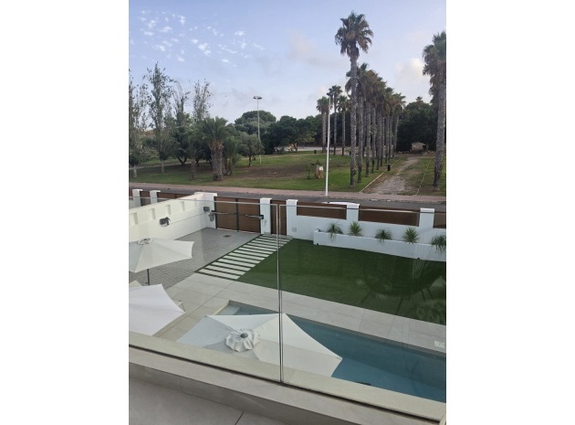 Återförsäljning - Villa - Orihuela - Los Altos