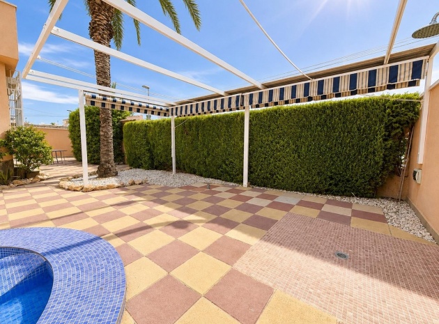 Wiederverkauf - Villa - Orihuela - Mil Palmeras