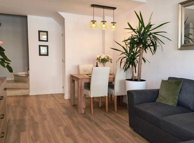 Resale - Townhouse - Orihuela - Orihuela Centro