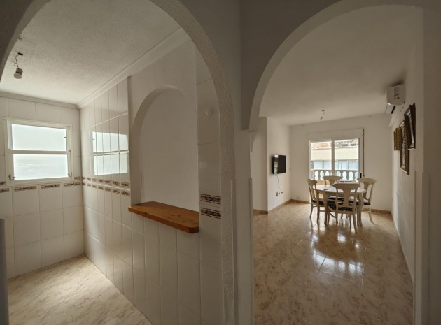 Wiederverkauf - Wohnung - Torrevieja - Torrevieja Centro
