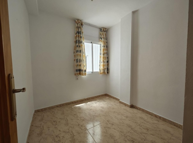 Wiederverkauf - Wohnung - Torrevieja - Torrevieja Centro