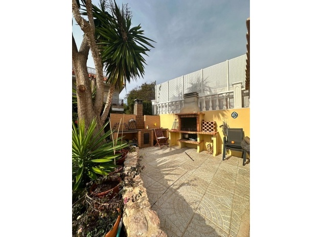 Återförsäljning - Villa - Orihuela - Campoamor