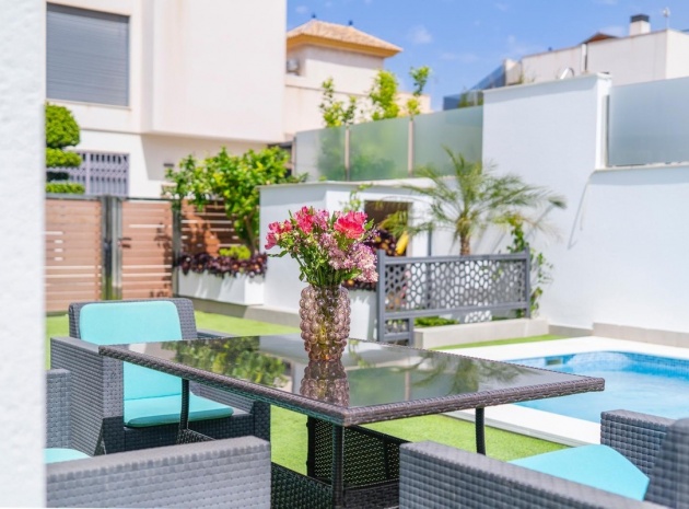 Wiederverkauf - Villa - Torrevieja - Aguas Nuevas