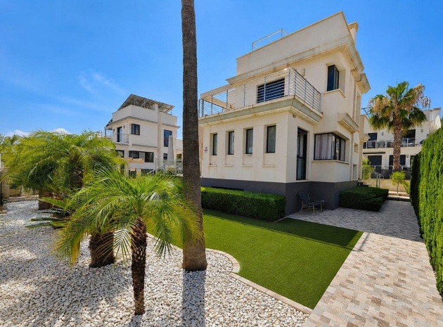 Wiederverkauf - Villa - Orihuela - La Zenia
