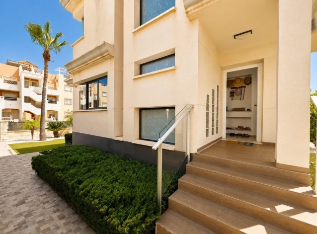 Wiederverkauf - Villa - Orihuela - La Zenia