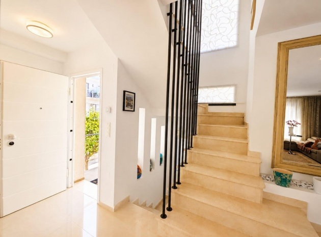 Wiederverkauf - Villa - Orihuela - La Zenia