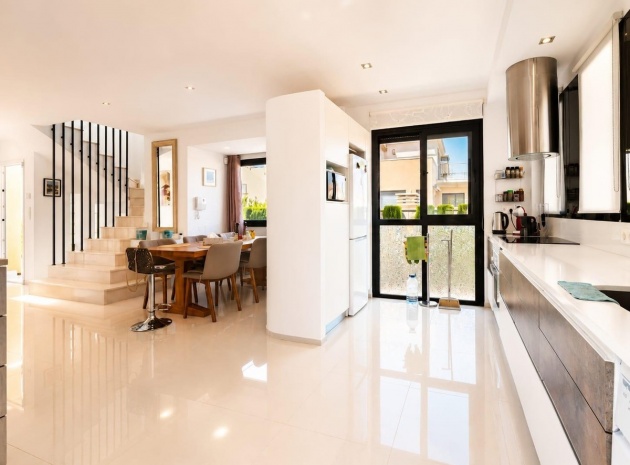 Wiederverkauf - Villa - Orihuela - La Zenia