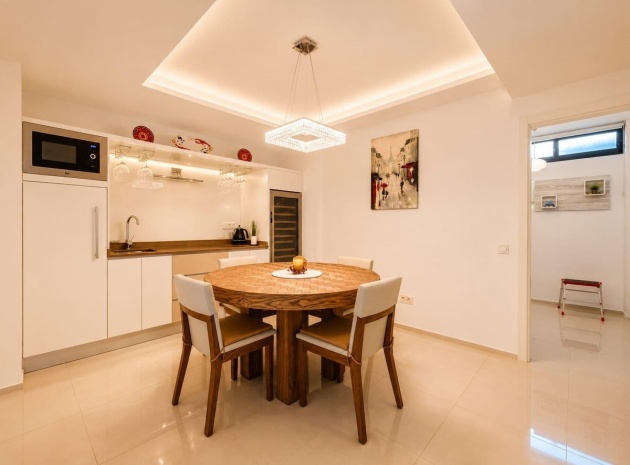 Wiederverkauf - Villa - Orihuela - La Zenia