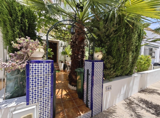 Återförsäljning - Lägenhet - Orihuela - Orihuela Costa