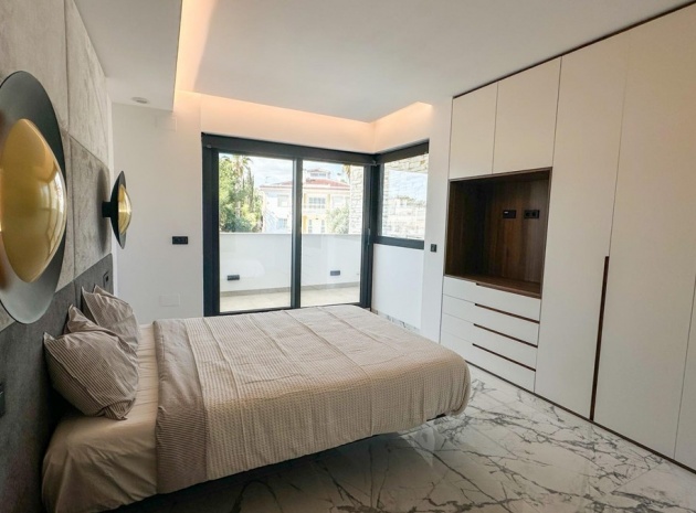 Återförsäljning - Villa - Orihuela - Orihuela Costa