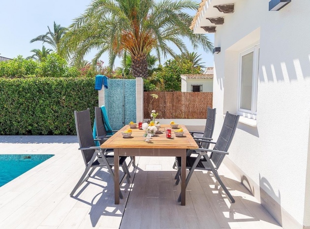 Återförsäljning - Villa - Orihuela - Playa Flamenca