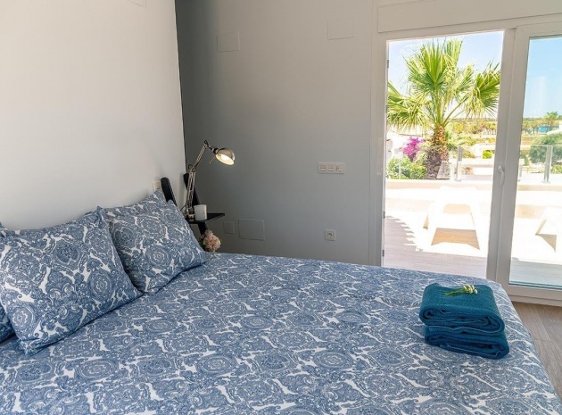 Återförsäljning - Villa - Orihuela - Playa Flamenca
