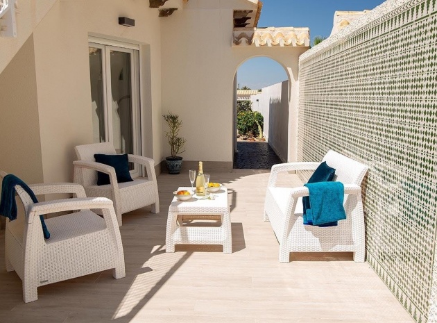 Återförsäljning - Villa - Orihuela - Playa Flamenca