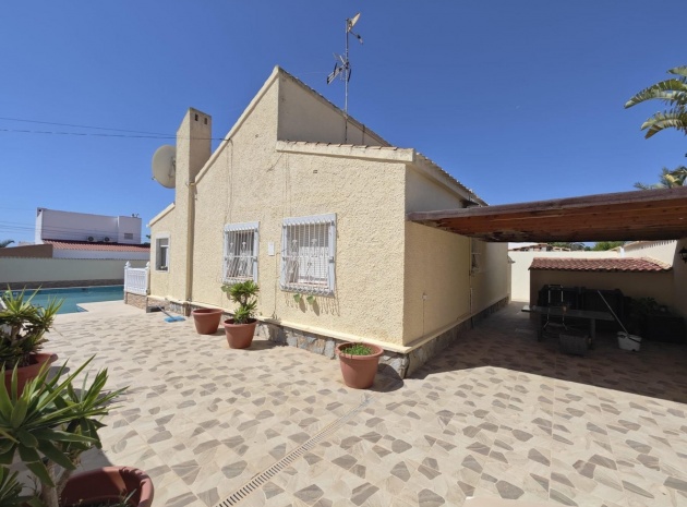Wiederverkauf - Villa - Orihuela - Orihuela Costa