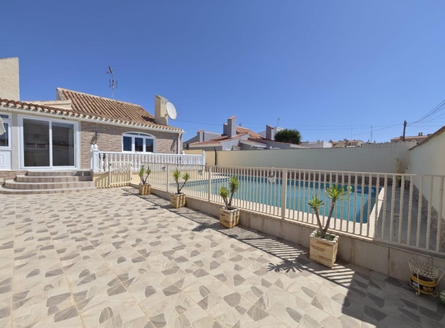 Wiederverkauf - Villa - Orihuela - Orihuela Costa