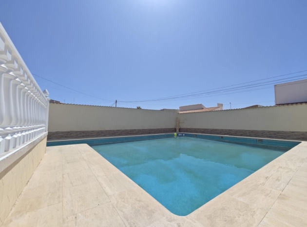 Wiederverkauf - Villa - Orihuela - Orihuela Costa