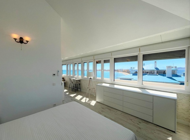 Återförsäljning - Lägenhet - San Javier - La Manga Del Mar Menor