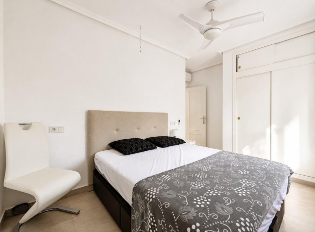 Återförsäljning - Villa - Orihuela - Cabo Roig