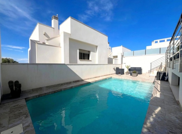 Wiederverkauf - Villa - Orihuela - Orihuela Costa