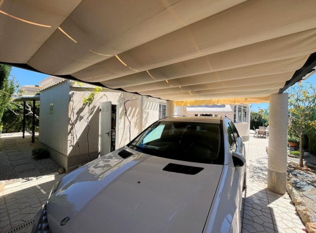Wiederverkauf - Villa - Orihuela - Playa Flamenca