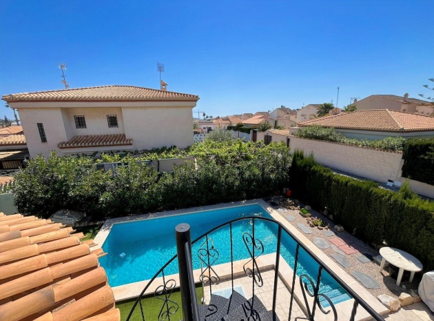 Wiederverkauf - Villa - Orihuela - Playa Flamenca