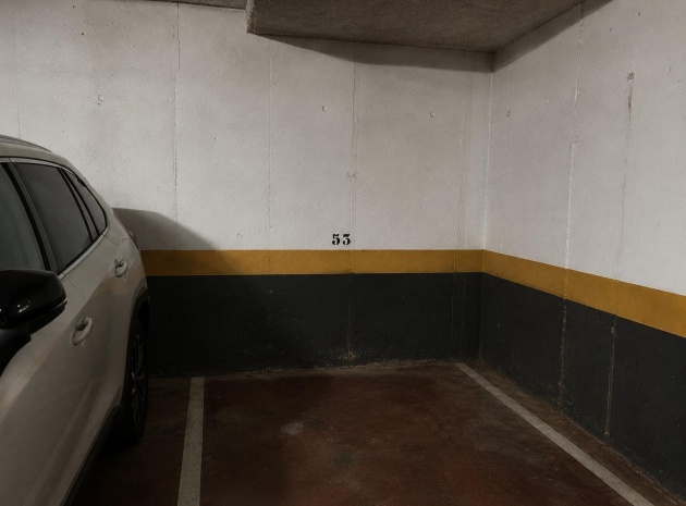 Resale - Apartment - Punta Prima - la entrada