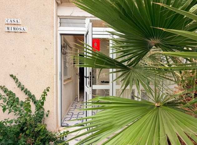 Återförsäljning - Villa - Playa Flamenca - El Cid