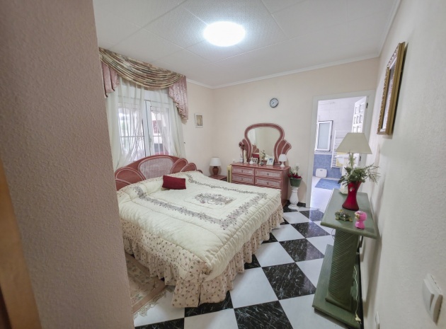 Wiederverkauf - Villa - Torrevieja - san luis