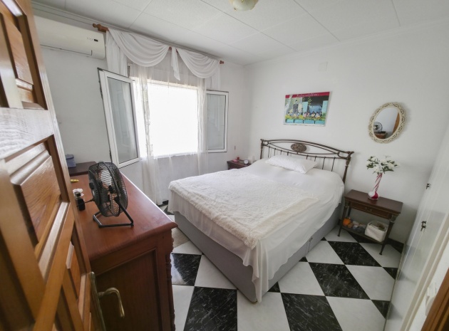 Wiederverkauf - Villa - Torrevieja - san luis