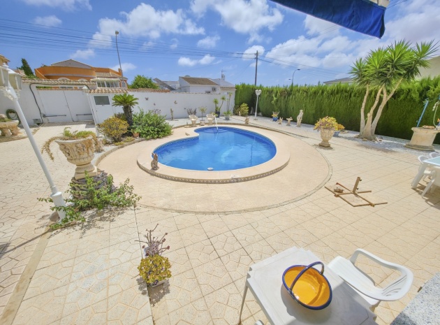 Wiederverkauf - Villa - Torrevieja - san luis
