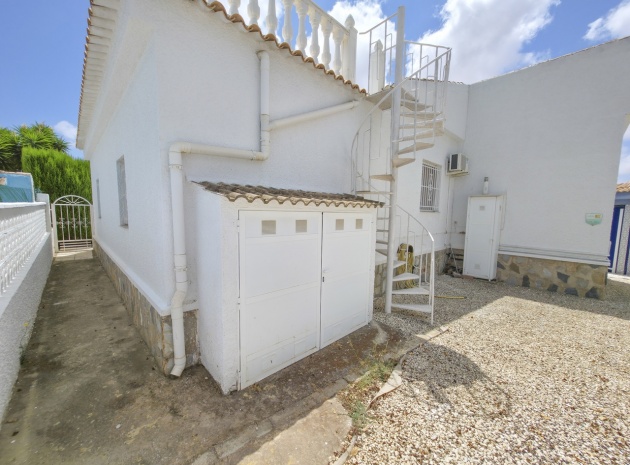 Wiederverkauf - Villa - Torrevieja - san luis