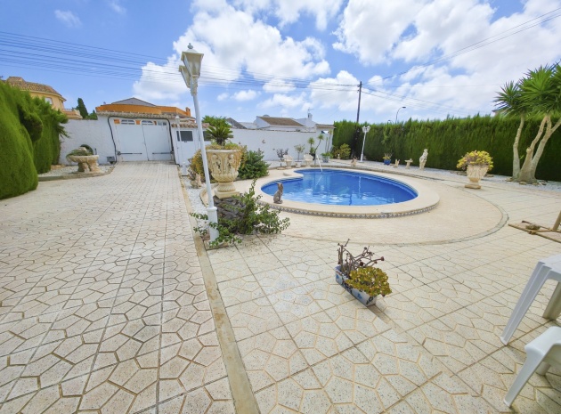 Wiederverkauf - Villa - Torrevieja - san luis