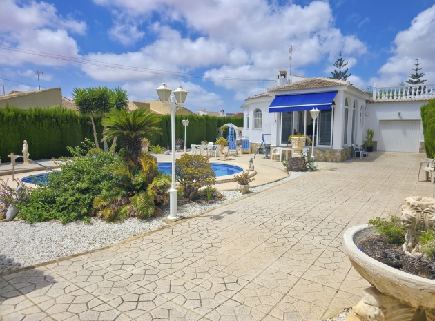 Wiederverkauf - Villa - Torrevieja - san luis