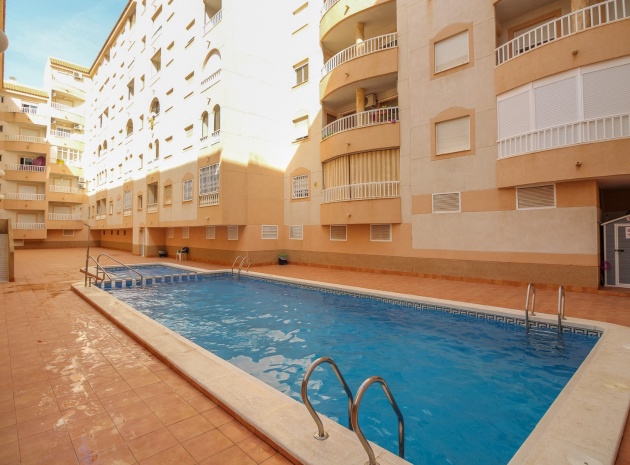 Wiederverkauf - Wohnung - Torrevieja - Beachside Torrevieja