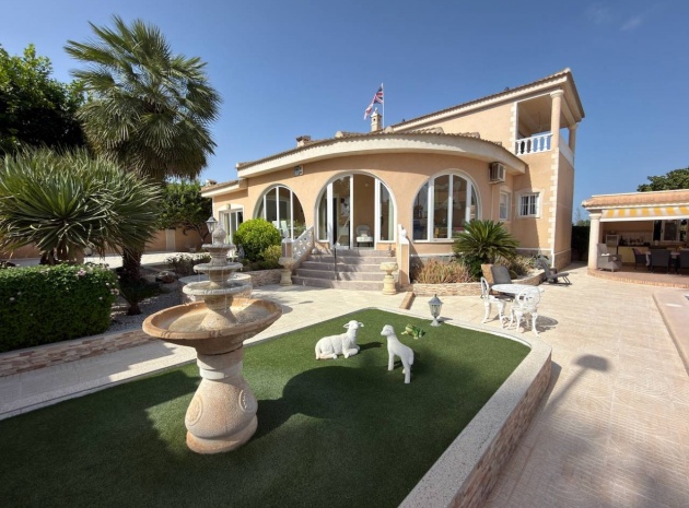 Återförsäljning - Villa - Ciudad Quesada - Dona Pepa