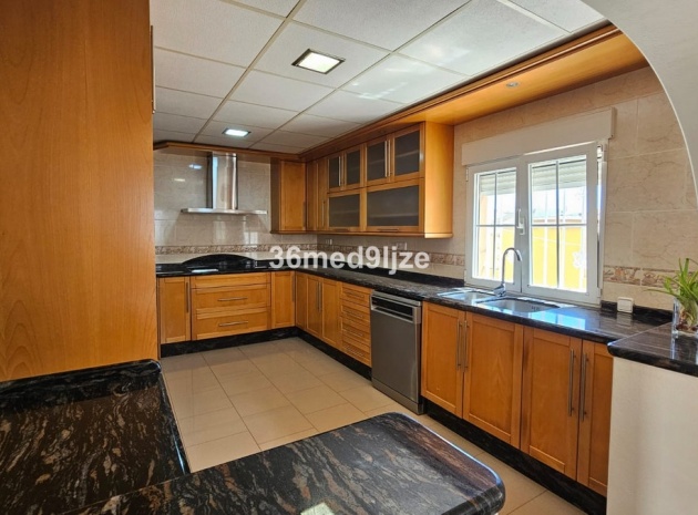 Återförsäljning - Villa - Los Alcazares - Los Alcazares Centro