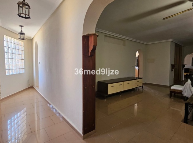Återförsäljning - Villa - Los Alcazares - Los Alcazares Centro