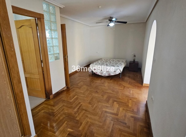 Återförsäljning - Villa - Los Alcazares - Los Alcazares Centro
