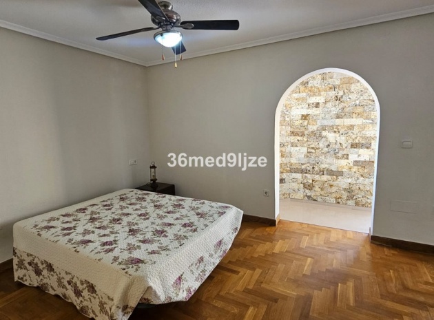 Återförsäljning - Villa - Los Alcazares - Los Alcazares Centro