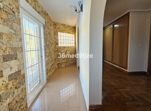 Återförsäljning - Villa - Los Alcazares - Los Alcazares Centro