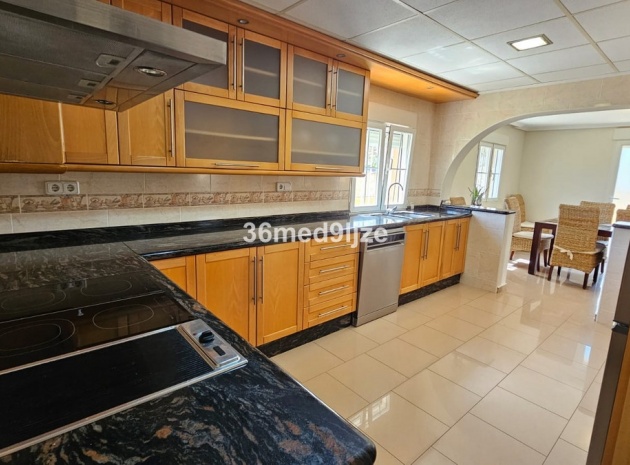 Återförsäljning - Villa - Los Alcazares - Los Alcazares Centro