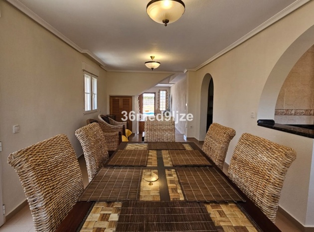 Återförsäljning - Villa - Los Alcazares - Los Alcazares Centro