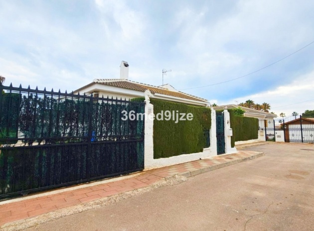 Återförsäljning - Villa - Los Alcazares - Los Alcazares Centro