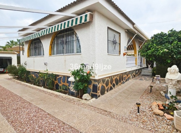 Återförsäljning - Villa - Los Alcazares - Los Alcazares Centro